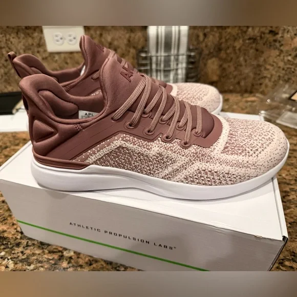 APL | Shoes | Apl Techloom Tracer In Beachwood And Creme  display picture 1